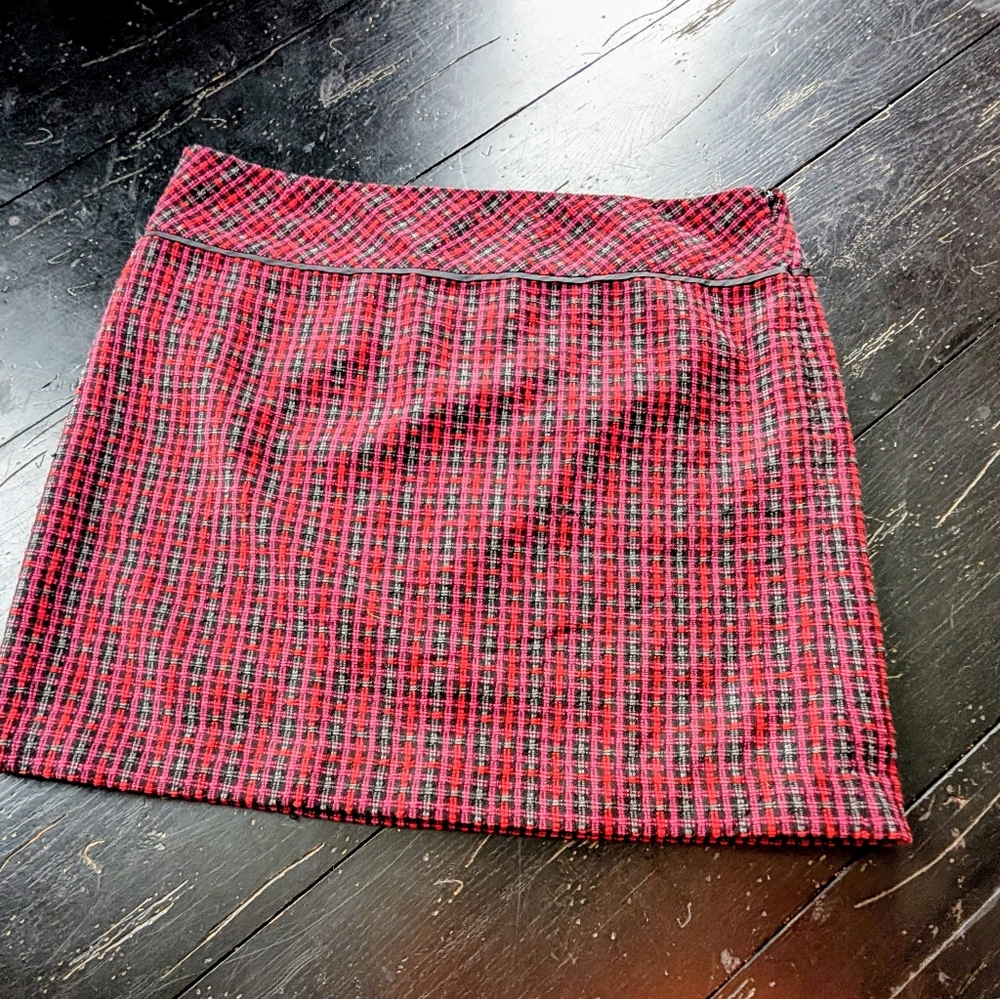 LOFT Women's Red Tweed Knit Winter Mini Skirt Size 12  Preppy Sexy Tumblrcore